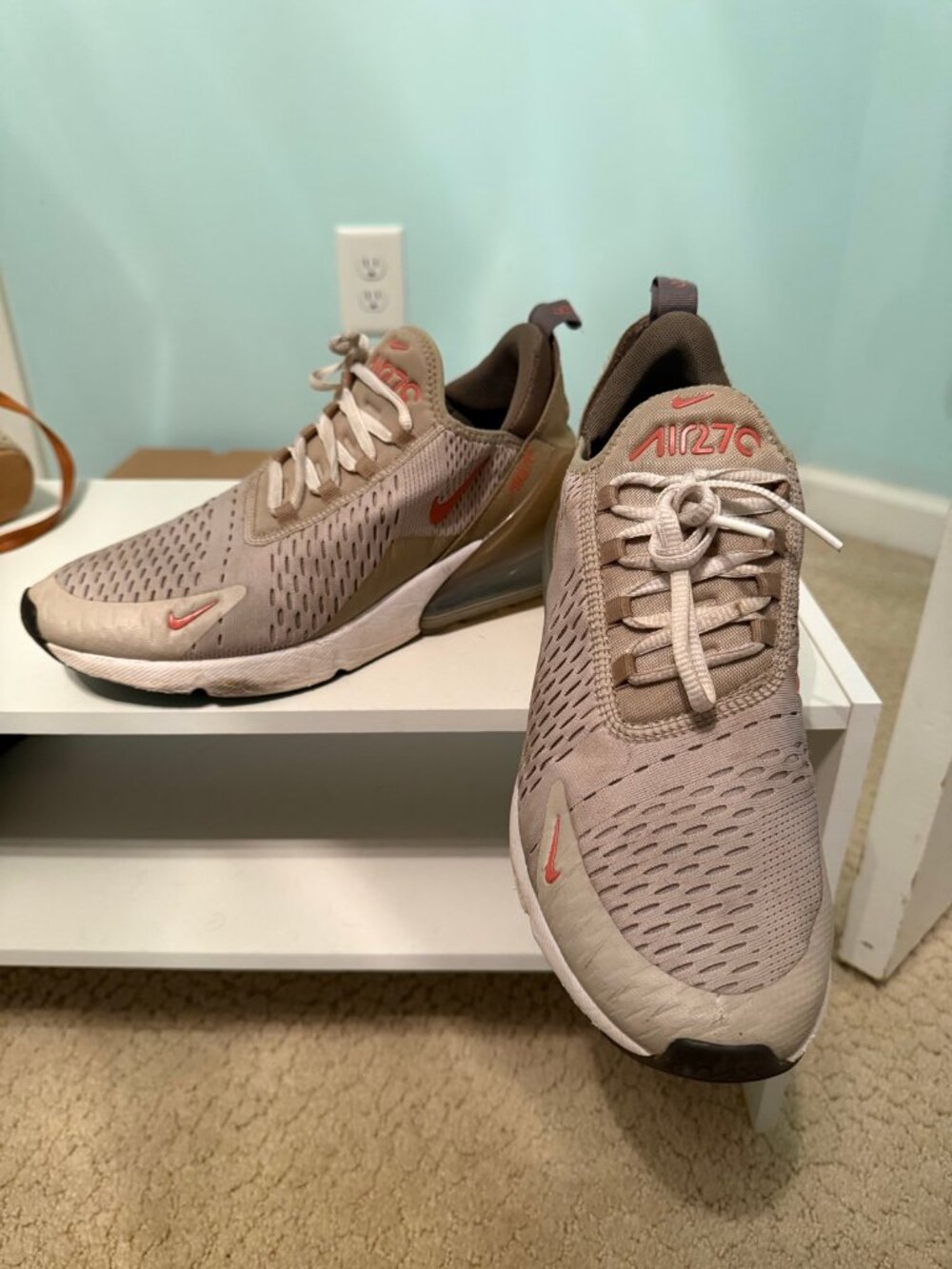 Nike Air Max 270 Men's 9.5 Tan Red